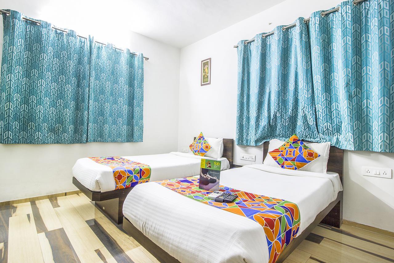 Fabhotel Pruthamesh Pride 나식 외부 사진